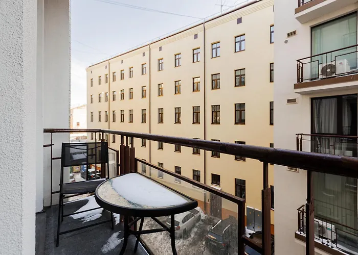 Urban Studio, Close To Everything Рига