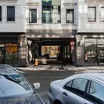 Urban Studio, Close To Everything *