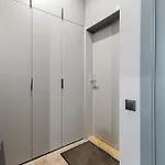 Urban Studio, Close To Everything *