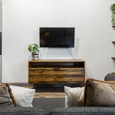 Urban Studio, Close To Everything Apartment