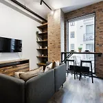 Апартаменти Urban Studio, Close To Everything *